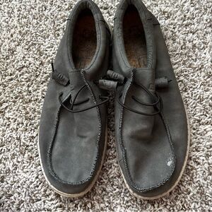 Hey Dude Men's gray leather trim  Loafers 11